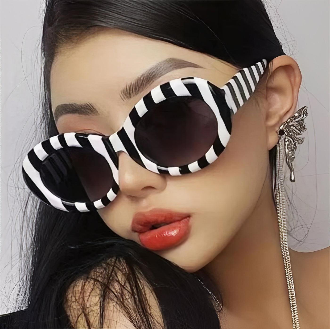 Oversized Oval Multicoloured Zebra Sunglasses for Women Man Retro Fashion Designer Inspired Clout Style Eyewear