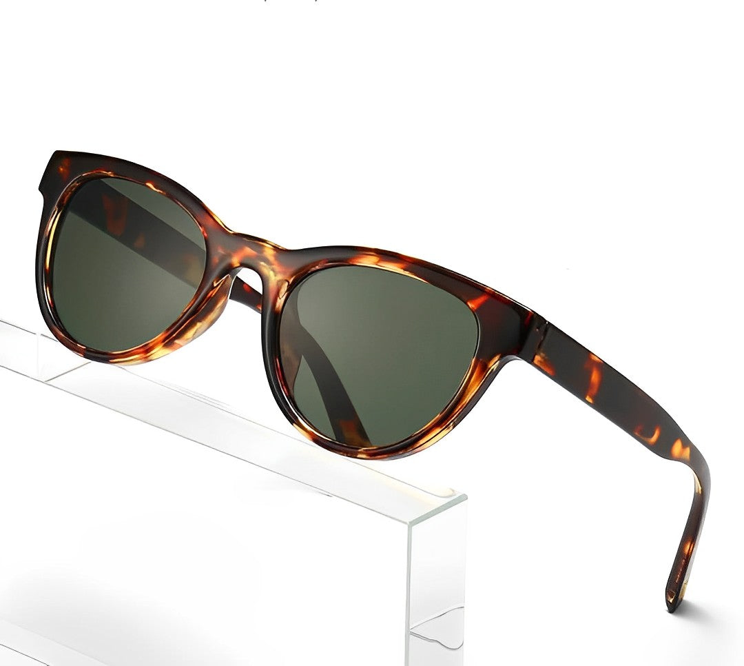 Slim Leopard Animal Print Celeb Cat Eye Women Ladies Sunglasses Oversized Retro Vintage Cat Eye Styling Dark Green Lens