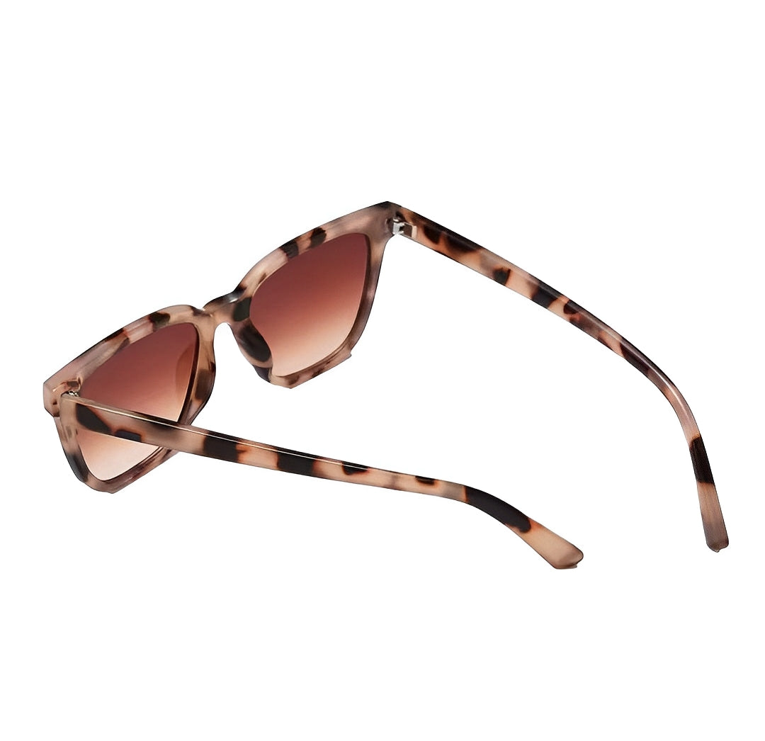 Square Tortoiseshell Sunglasses, Gradient Brown Lens, Vintage Style Leopard Frame Wayfarer Design